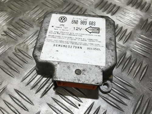 5wk4137 Steuergerät ECU Modul  steuergerät 6n0909603  sme  dems DE362535-91