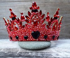 Corona Reina de Corazones, Descendientes Rise of Red XL Corona Roja con Corazones Negros