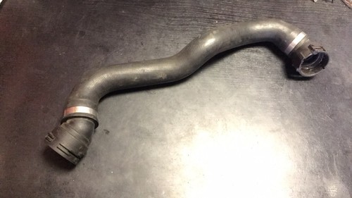 BMW 3er E90 E91 Motorkühlung Kühler unten Thermostat Schlauch Leitung 7552407