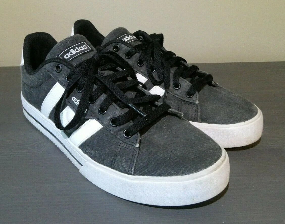 Adidas Daily 3.0 FW7033 Mens Size 8 Casual Skateboard Shoes Sneakers Black White