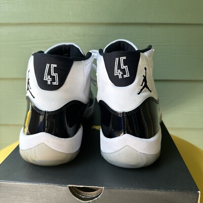 Air Jordan 11 ホワイト/ブラック 45 jordan 11 concord size 11 paten leather/White Black patent leather