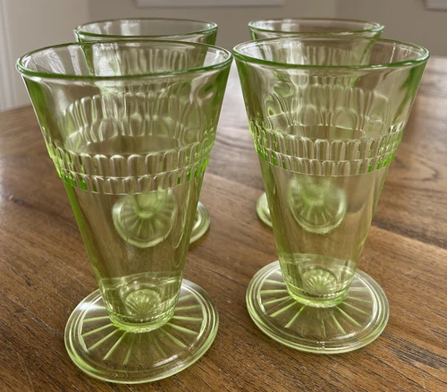 Vintage Hocking Depression Roulette Footed Tumblers