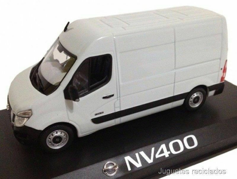 Nissan NV400 1:43 NOREV White dealer VAN
