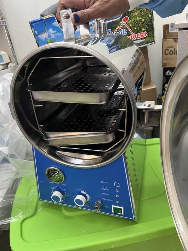 24L Tabletop Medical Vet Steam Sterilizer Dental Autoclave Sterilizer TM-T24J