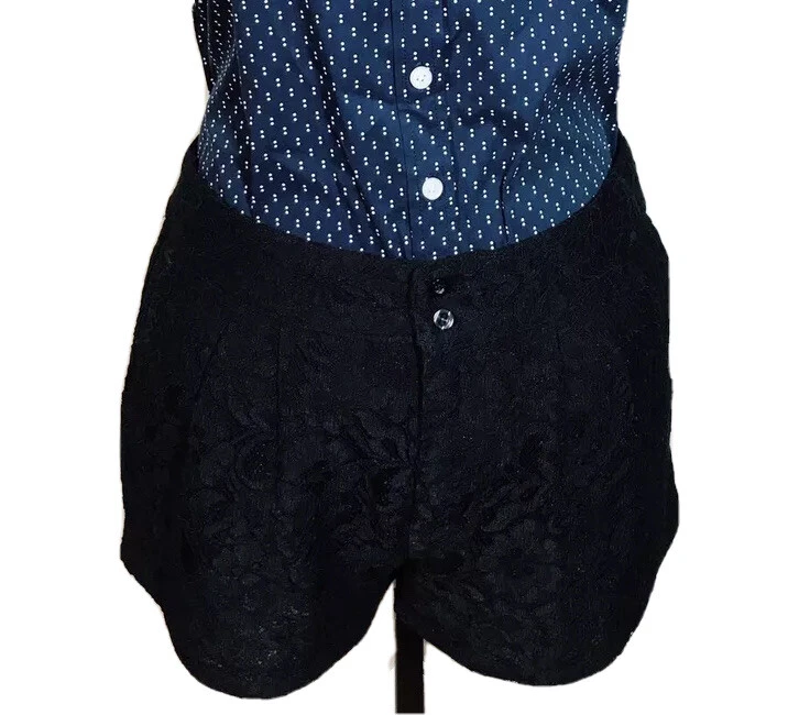 Forever 21 top lace shorts