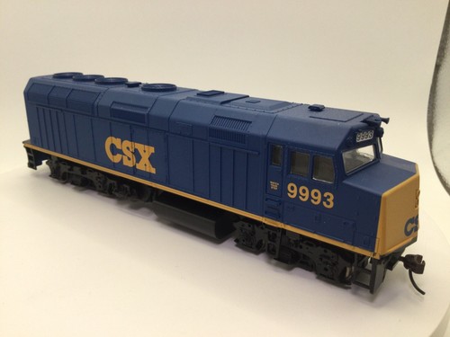 Walthers Trainline CSX #9993 EMD F40Ph Locomotive HO Scale Item 931-334 - Picture 7 of 12