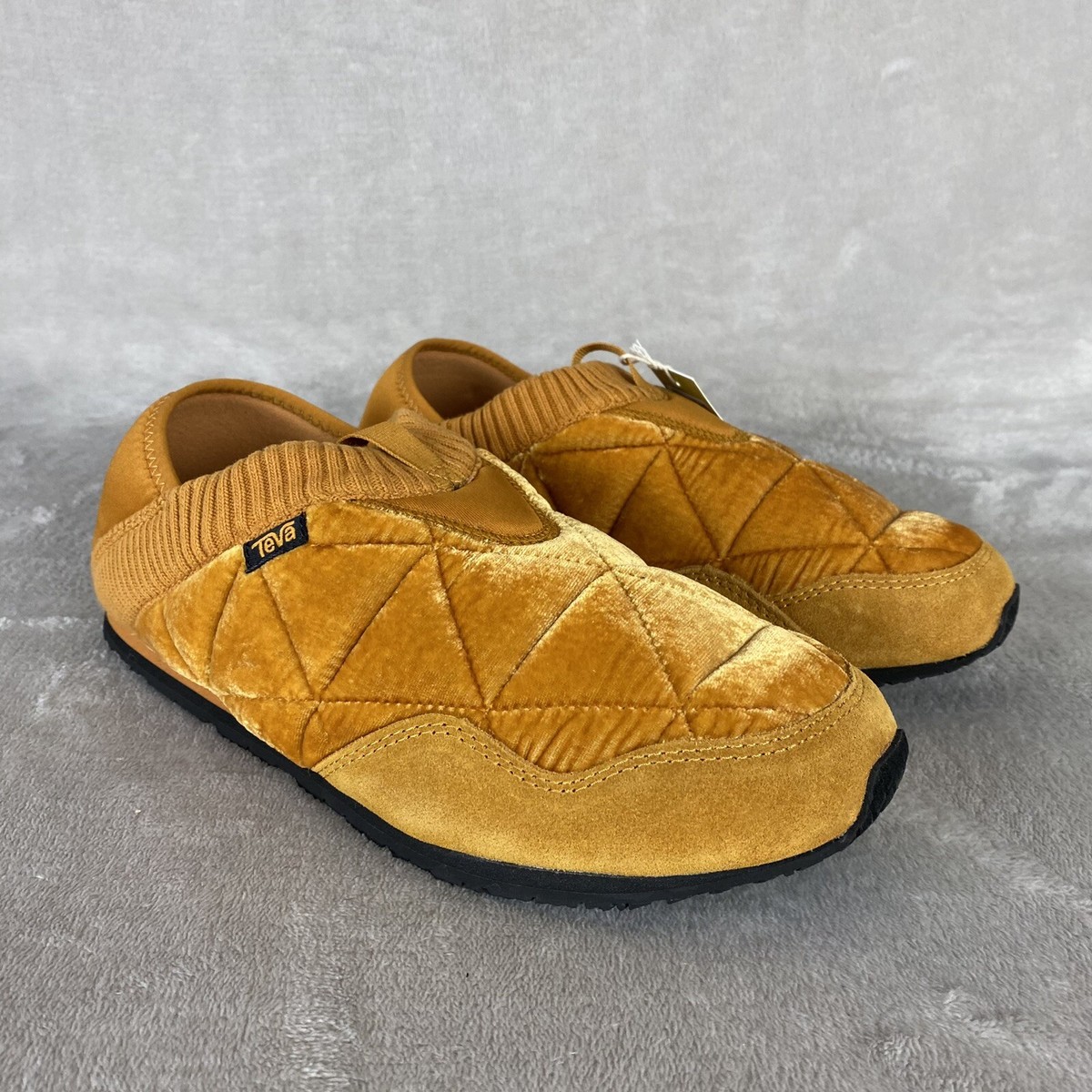 Teva Ember Moc Women s Slip On Slipper Shoes Size 11 Amber Velvet Quilted NEW eBay