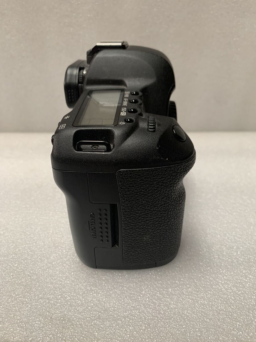 Canon EOS 5D Mark II Digital SLR Camera (Body Only) DS126201 Canon EOS 5D Mark II Digital SLR Camera (Body Only) DS126201