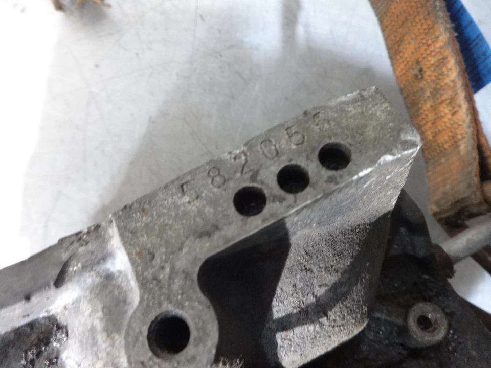 Subaru Legacy / impreza 93-00 2.0 EJ20 twin cam NA engine block bottom end crank - Image 4 of 4