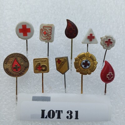 Vintage Red Cross Crest Blood Donor Pin Ex-Yugoslavia Slovenia Pin 10/1 LOT 31