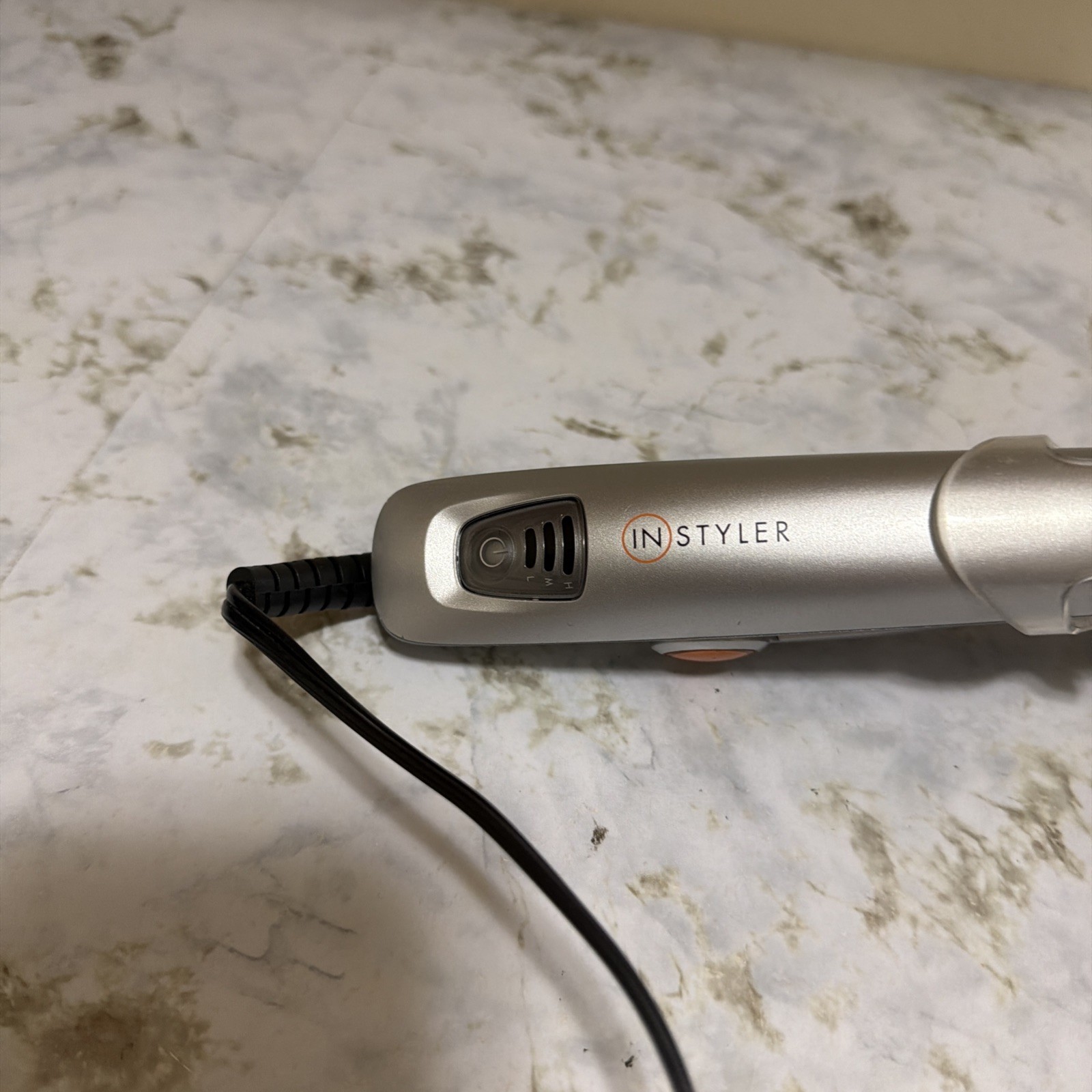 InStyler Original Rotating Hot Iron Silver  IS1001.1  Tested Working