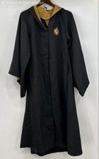 Universal Studios Wizarding World of Harry Potter HUFFLEPUFF Adult Small Cloak