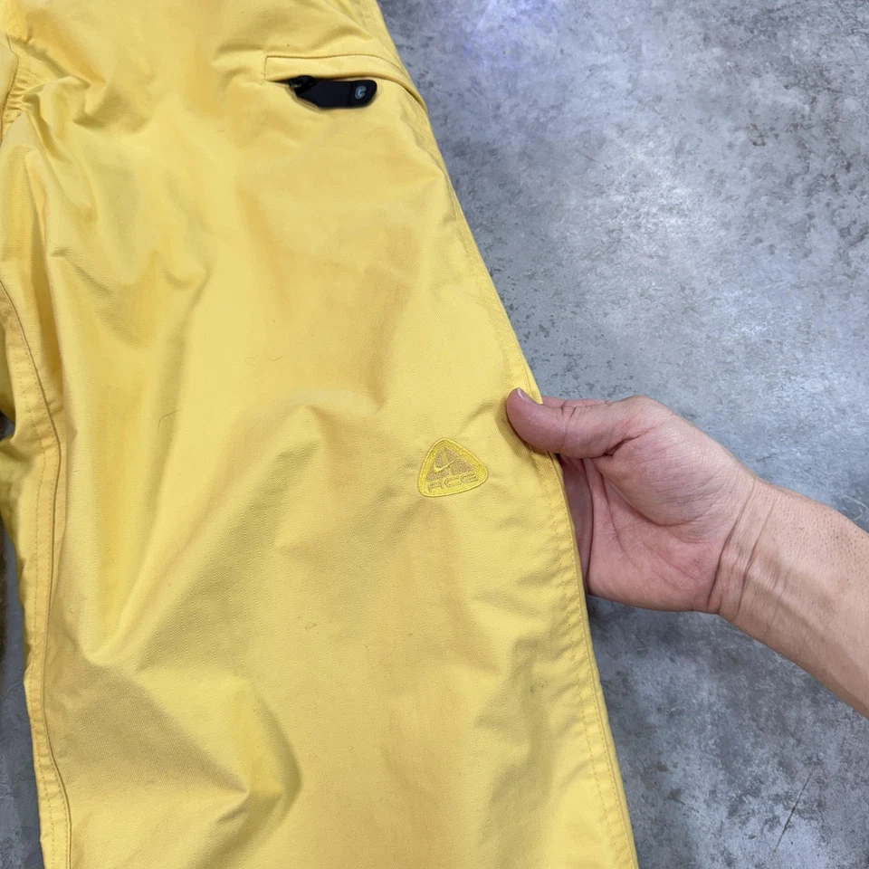 Vintage Nike ACG Clima-Fit Max Snow Pants Yellow Mens Small Outer Layer 90s Ski - Image 3 of 4