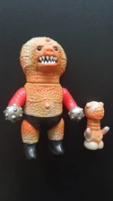 Vilesore Pathway / Gateway Unbox Industries Sofubi Vinyl Toy Retroband