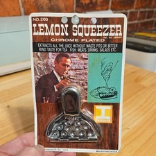 Vintage 1971 Irvinware Chrome Plated Lemon Squeezer No.200 2.5" Made In USA NOS