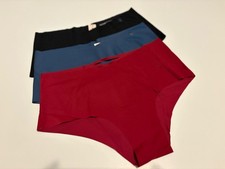 NWT Victoria's Secret No-show Cheeky Panty Lot of 3 Panties M Medium