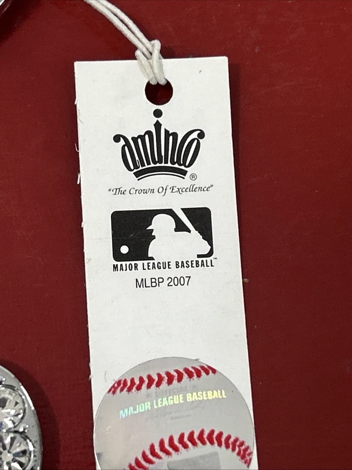 St Louis Cardinals Keychain Rhinestone St. L. Emblem Team Color Baseball 2007 - Image 3 of 3