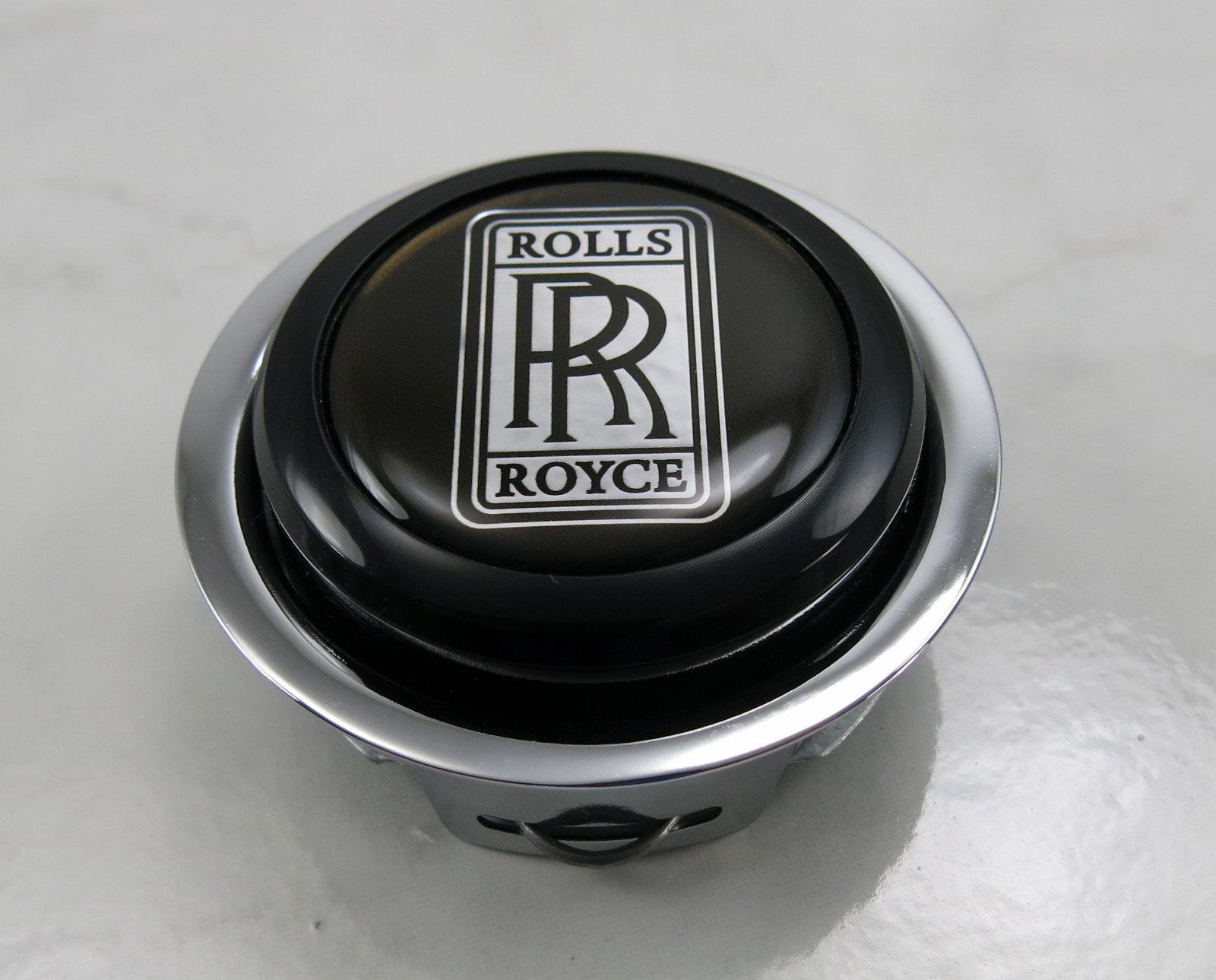 Nardi Classic Steering Wheel Horn Button with Rolls Royce Logo - Single Contact