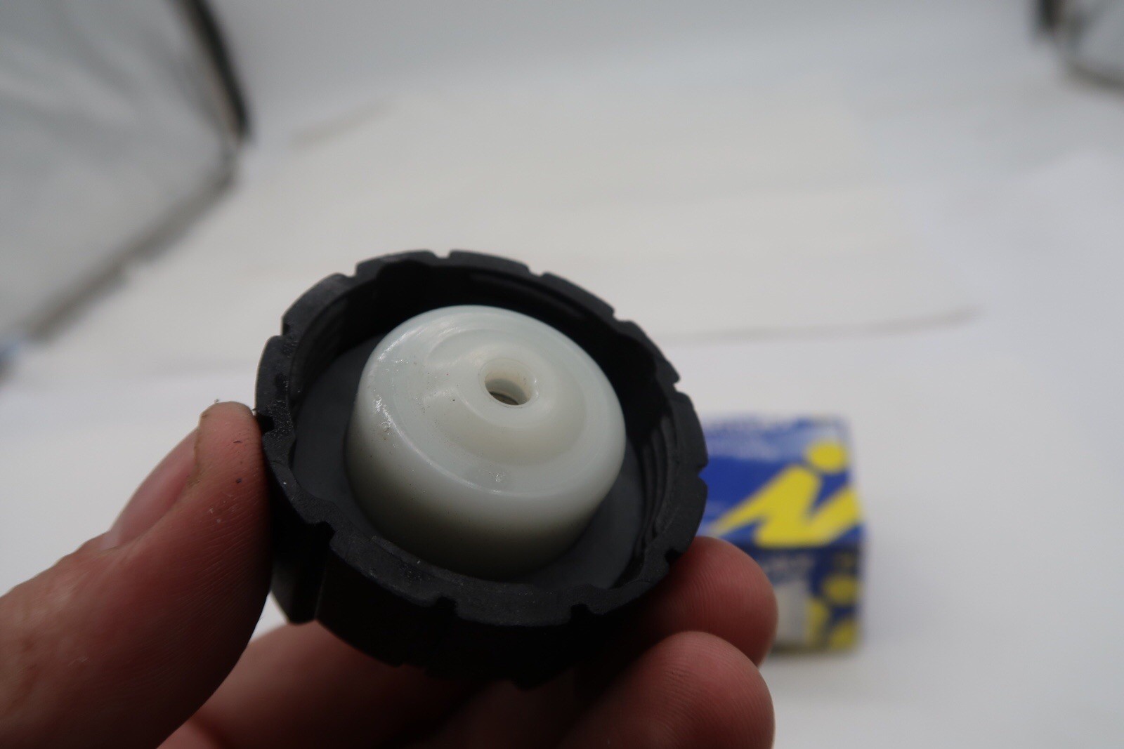 INTERMOTOR RAD CAP 75265 FITS POLO, DERBY, GOLF, JETT, PASSAT image 4