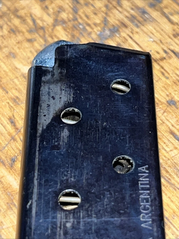 Cargador redondo Firestorm 380acp 8 con reposa dedos 8rd Mag - OEM de fábrica Foto 2 de 4