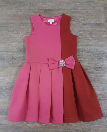 Mädchen Kleid. Größe 8. Farbe Rosa und Rot.