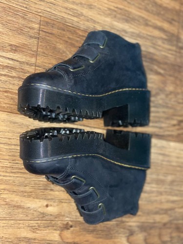 Doc Martens Damen schwarz Leder Coppola klobig Plateau Schnalle Stiefeletten - 8 - Bild 8 von 9