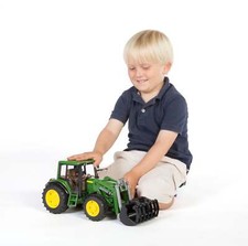 Bruder #09802 John Deere 6920 with Frontloade...