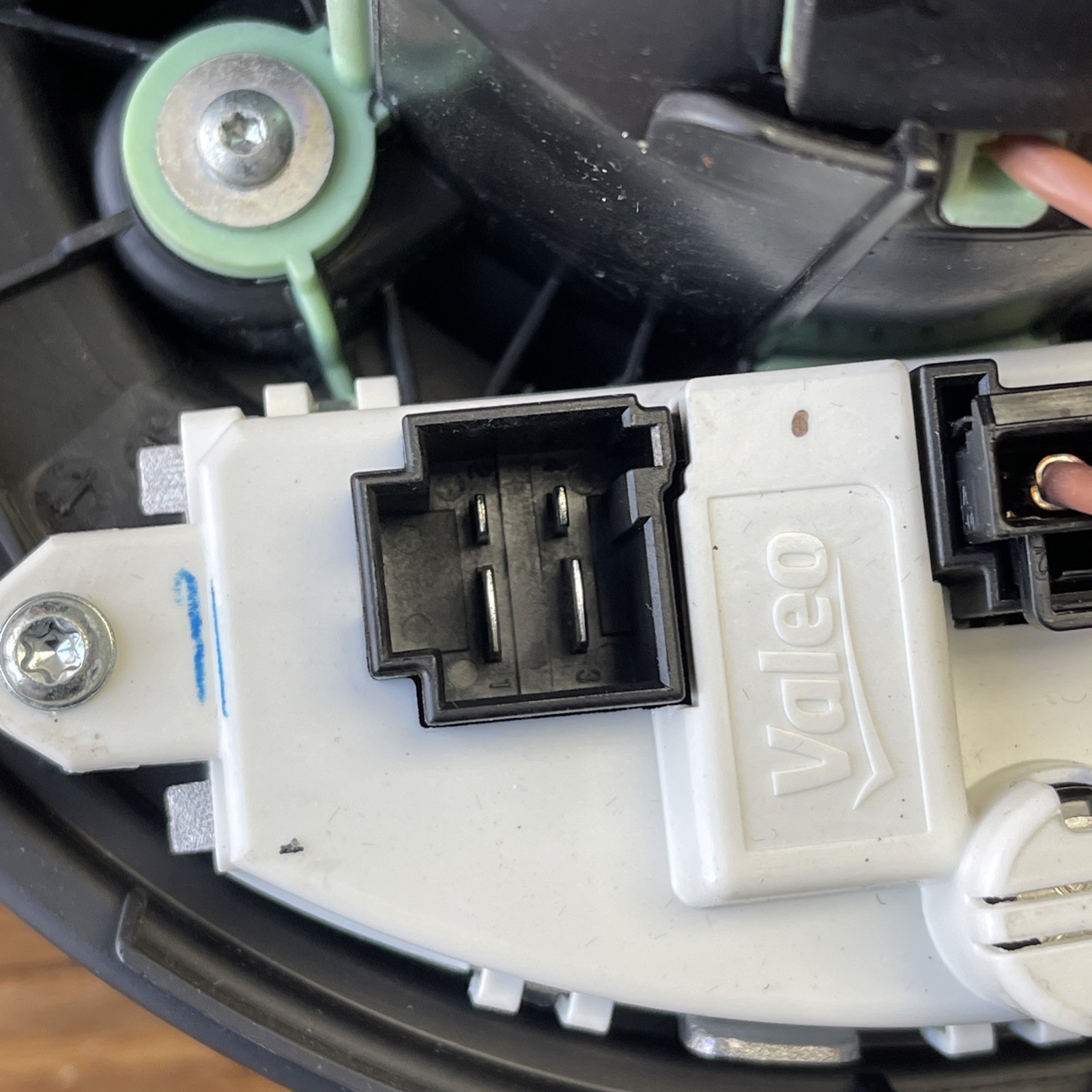 2014-2020 BMW i8 I12 Front HVAC Air Conditioning Blower Motor Fan Assembly OEM