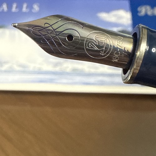 Pelikan 2007 Niagara Falls Limited Edition Set M640 Fountain Pen & Pen New Rare - Picture 5 of 23