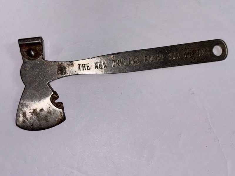 THE NEW ORLEANS CIGAR BOX CO. HATCHET CUTTER