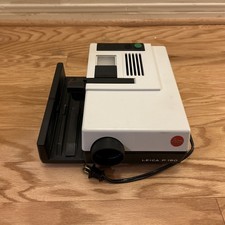 Leica Pradovit P150 Slide Projector with Hektor Lens Mains Powered - Working