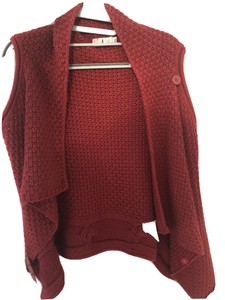 red knitted vest