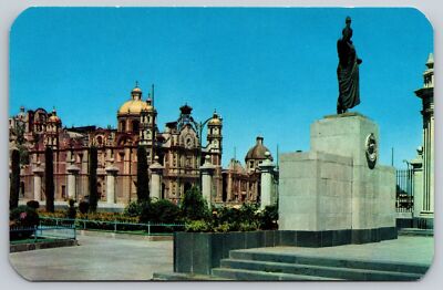 Vista de la Santa Basilica Guadalupe Mexico D.F. Temple Mexico City Old Postcard