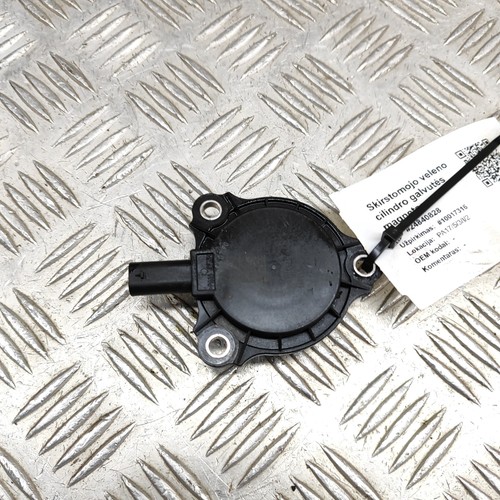 Mercedes-Benz CLA C117 Nockenwelle Zylinderkopf Magnet A2761560790 2014 24840828