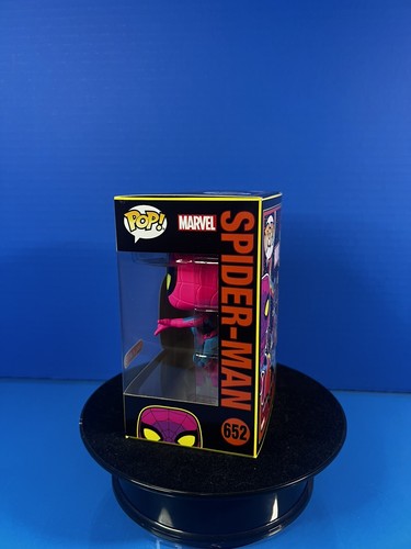Funko Spiderman Luz Negra - 652 - Imagen 7 de 8