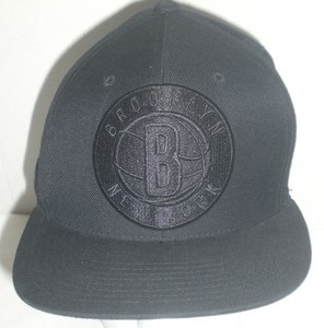 all black mitchell and ness snapback