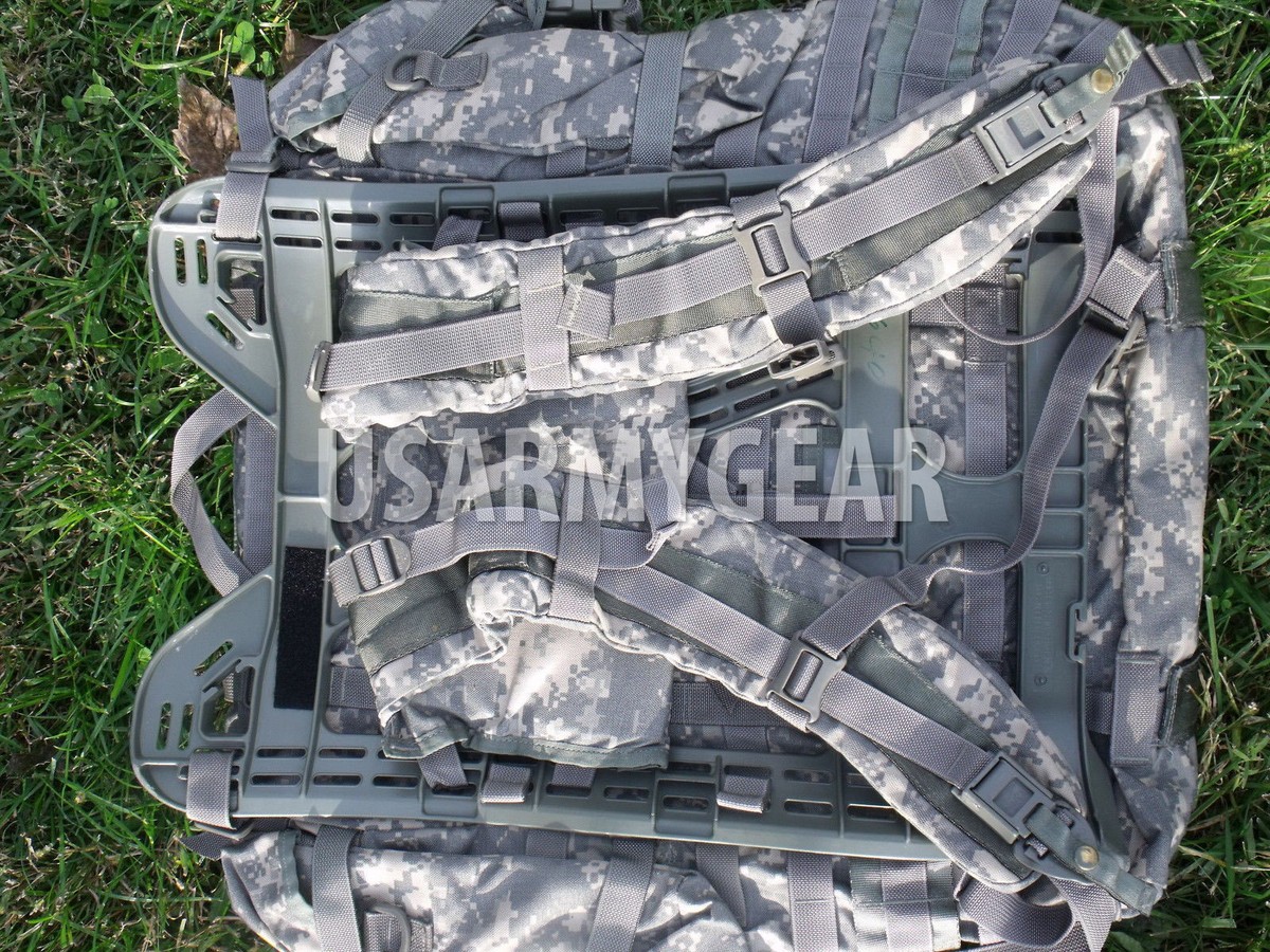 US ARMY MOLLE II ACU RUCKSACK デジカモ USGI Military ACU Molle II Large RuckSack - Military Depot