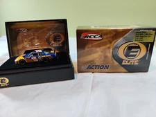 Michael Waltrip #15 NAPA/ Nilla Wafers 2003 Monte Carlo Elite 1:64 1 of 1,020