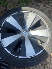 18 X 8 Volkswagen Beetle 2012-2019 Factory Oem Wheel Rim And Tire 69930