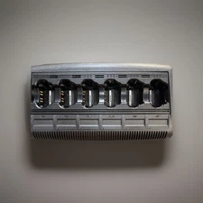 Genuine Motorola Impress WPLN4121BR V3.30 6 Bay Two Way Radio Charger