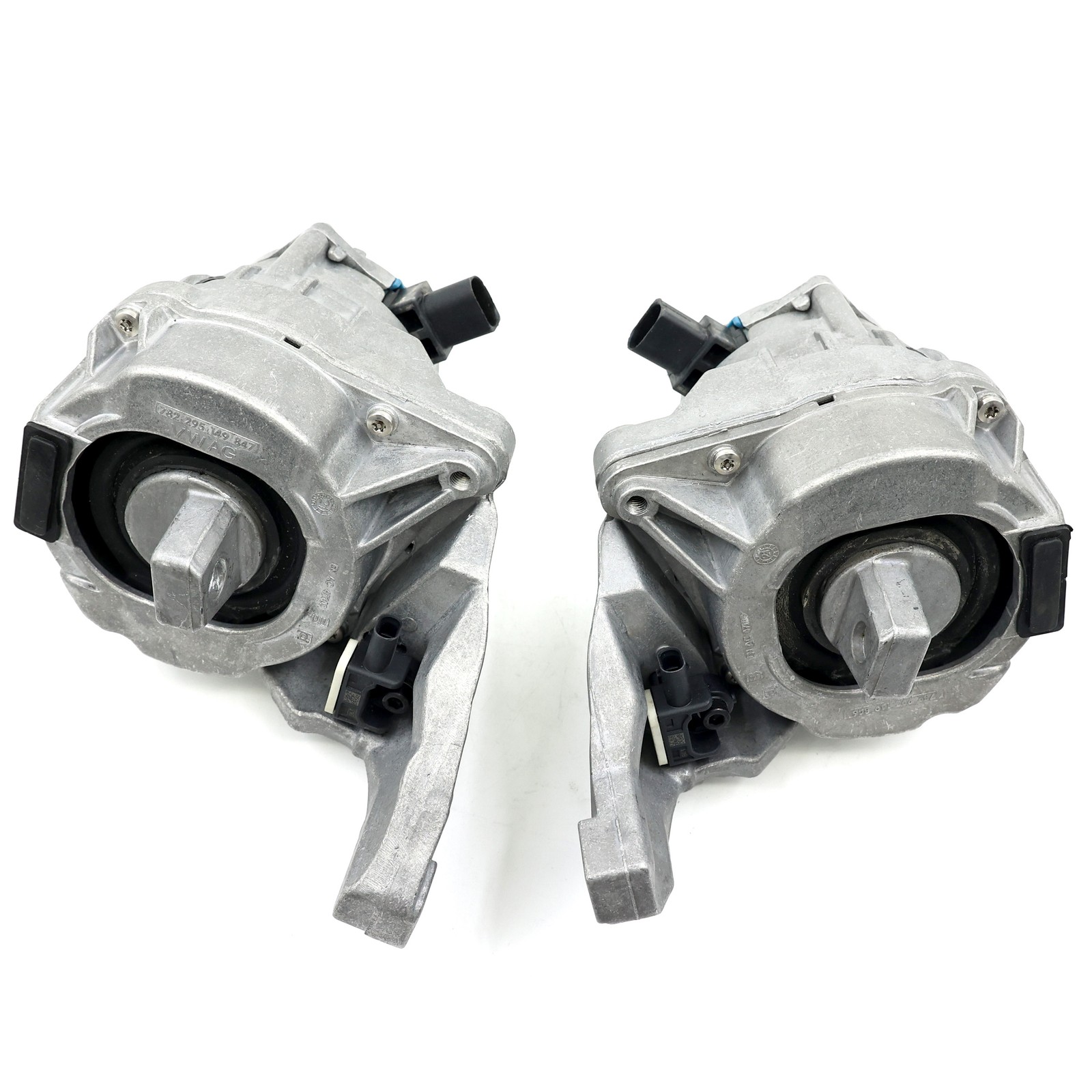 Bentley Bentayga 2015-2021 Right Engine mount P/N 4M0199255BH