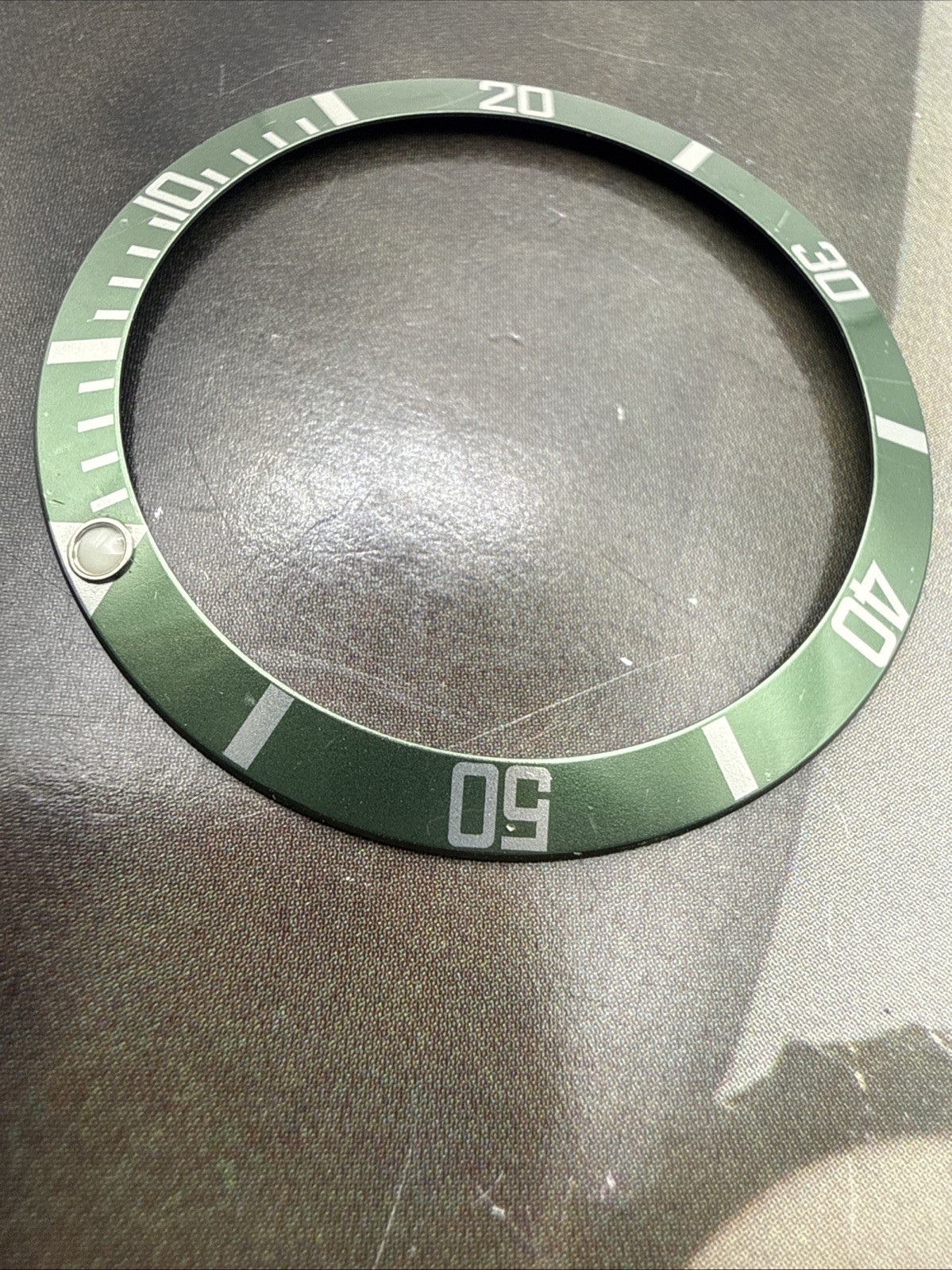 Authentic Rolex Submariner Kermit 16610LV Green Bezel Bezel Insert Rare image 3