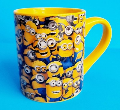 MINIONS Despicable Me Coffee Mug Universal Studios - Ceramic Yellow - 14 oz NICE