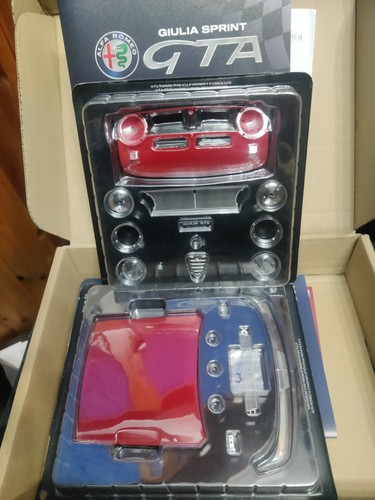 Alfa Romeo Giulia Sprint GTA scala 1/8 - DeAgostini 1ª,2ª Uscita + Fascicoli - Foto 2 di 4