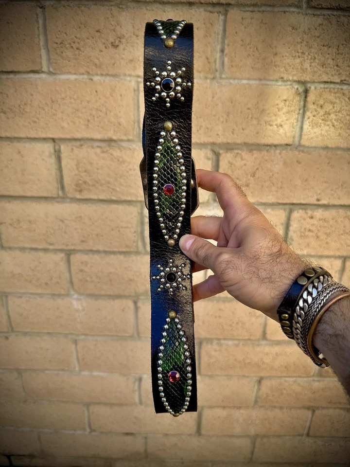 Premium Full-Hide Black Soft Leather Belt with Snake Green Leather – Size 34 - Image 4 of 4