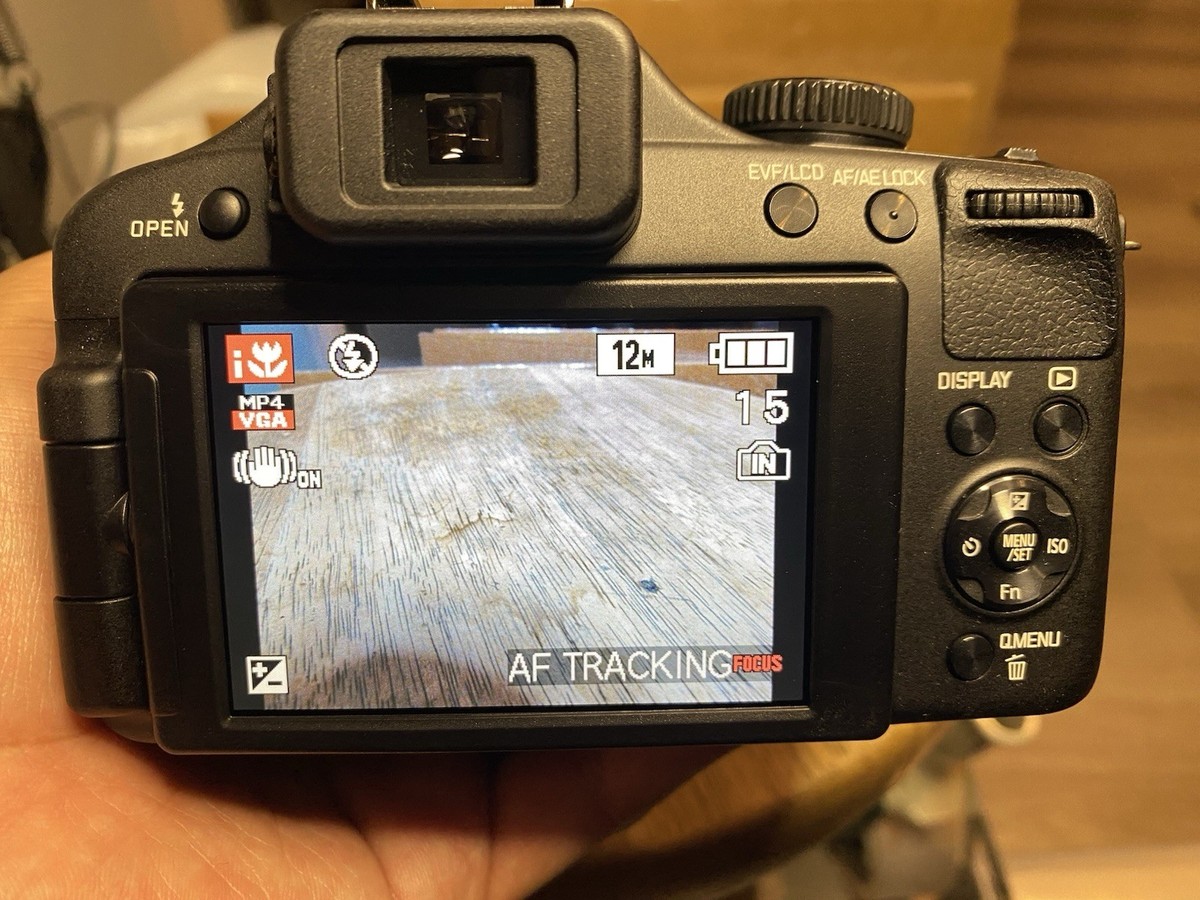 Leica Leitz V-LUX 3 12.1 MP Bridge Digital Camera Tested Working