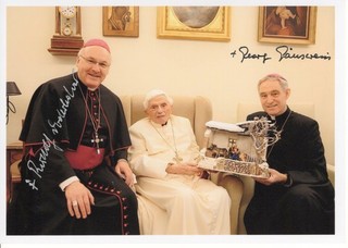 Original signiertes Foto Bischof Rudolf Voderholzer & Erzbischof Georg Gänswein