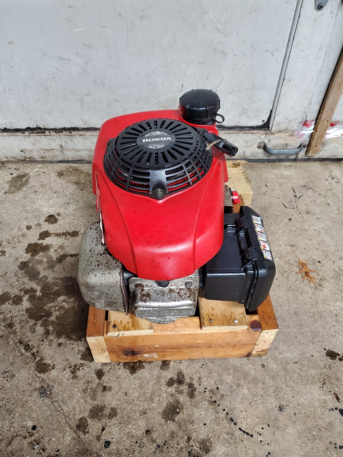 Honda GCV 190 Over Head Cam Motor Vertical Shaft Engine Pres
