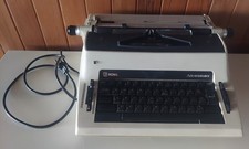 Royal Electric Administrator Typewriter Model SP-9000 thumbnail
