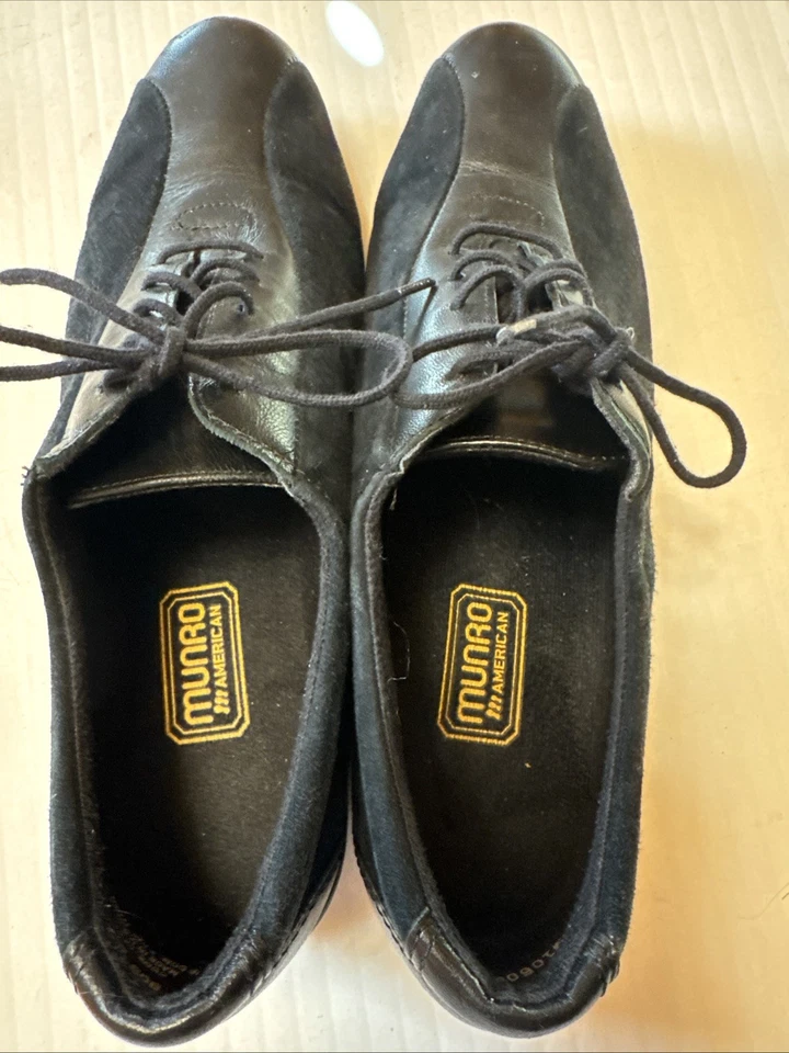 Munro Black Leather  Womens Size 9 1/2 Lace Up Shock Absorbing Sneakers Shoes - Image 3 of 4